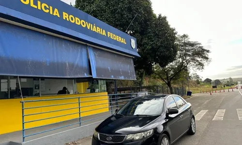 
          Imagem ilustrativa da imagem Mãe compra carro roubado, empresta para o filho e ele acaba preso no ES
          