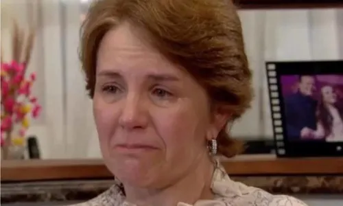 
          Imagem ilustrativa da imagem Mãe de Larissa Manoela detalha último encontro com a filha: "Não é ela"
          