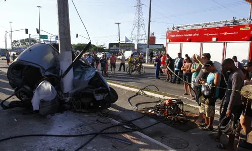 
          Imagem ilustrativa da imagem Mãe e filha morrem em acidente na volta para casa no Noroeste do ES
          