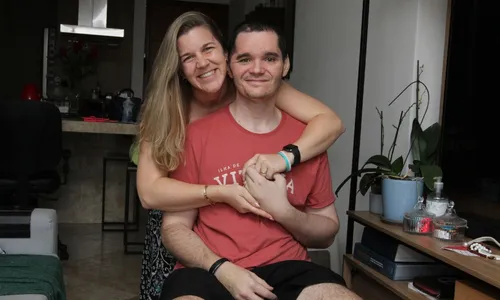 
          Imagem ilustrativa da imagem “Maior plano é a lua de mel que sonhamos”, diz homem que teve AVC após se casar
          