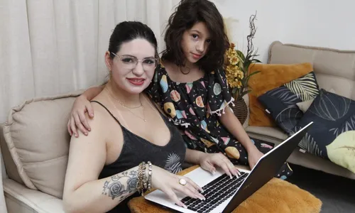 
          Imagem ilustrativa da imagem Mais de 80% dos brasileiros tomam remédio por conta própria
          