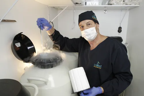 
          Imagem ilustrativa da imagem Mais de mil homens no ES congelam o sêmen
          