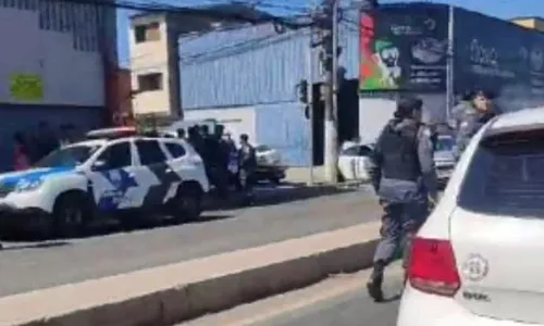 
          Imagem ilustrativa da imagem Manifestantes fecham via da ES-010 após morte de adolescente
          