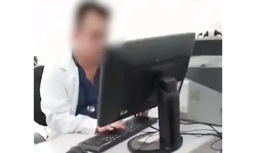 
          Imagem ilustrativa da imagem Médico gravado com comportamento alterado durante atendimento é afastado
          