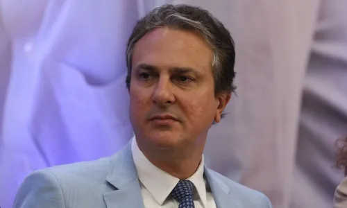 
          Imagem ilustrativa da imagem Ministro afirma que governo não vai fechar as escolas cívico-militares
          