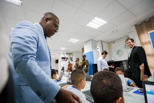 
          Imagem ilustrativa da imagem Ministro dos Direitos Humanos e da Cidadania conhece o Compaz
          