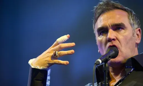 
          Imagem ilustrativa da imagem Morrissey, ex-The Smiths, adia shows no Brasil após contrair dengue no México
          