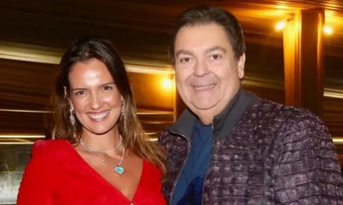 
          Imagem ilustrativa da imagem Mulher do apresentador Faustão publica mensagem enigmática nas redes sociais
          