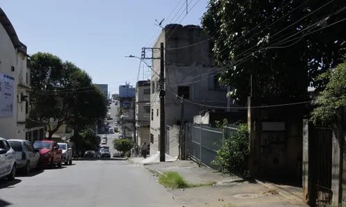 
          Imagem ilustrativa da imagem Mulher é presa por ameaçar a irmã e por maltratar o pai em Cariacica
          