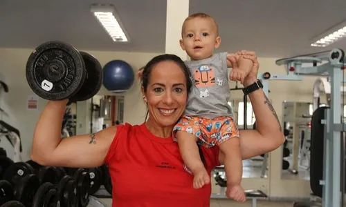 
          Imagem ilustrativa da imagem Mulheres grávidas malham pesado e viralizam na internet
          