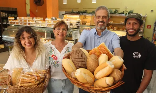 
          Imagem ilustrativa da imagem Nova geração no comando de padarias no ES
          