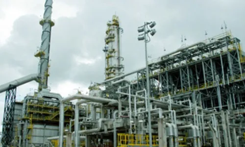 
          Imagem ilustrativa da imagem Novo concurso da Petrobras com 458 vagas: 20% para PCDs e Negros
          