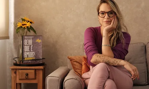
          Imagem ilustrativa da imagem “O amor requer dedicação, mas não sacrifícios”, diz psicóloga
          