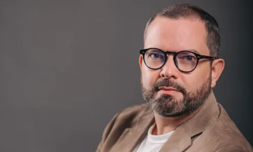 
          Imagem ilustrativa da imagem O que a insatisfação a longo prazo causa no trabalho e como sair desse terreno?
          