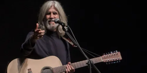 
          Imagem ilustrativa da imagem Oswaldo Montenegro tem novo show marcado em Pernambuco
          