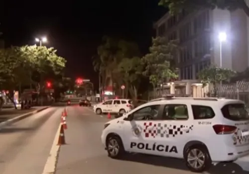 
          Imagem ilustrativa da imagem Ouvidoria apura mais 9 mortes de ação em Guarujá e número pode chegar a 19
          