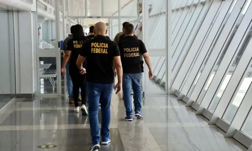 
          Imagem ilustrativa da imagem PF prende três suspeitos de tentar embarcar explosivos em voo em Belém
          