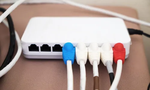 
          Imagem ilustrativa da imagem Pai atira no filho após discussão por roteador de internet em MG
          