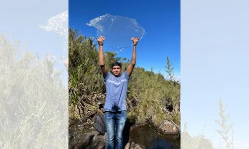 
          Imagem ilustrativa da imagem Pai e filho registram cachoeira congelada no Caparaó capixaba
          