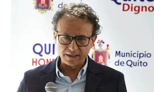 
          Imagem ilustrativa da imagem Partido de candidato assassinado no Equador anuncia novo nome para eleições
          