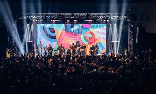 
          Imagem ilustrativa da imagem Péricles: “O amor dos fãs mostra que estamos no caminho certo”
          