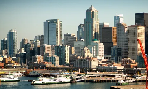 
          Imagem ilustrativa da imagem Piloto de avião que invadiu espaço aéreo de Washington estaria inconsciente
          