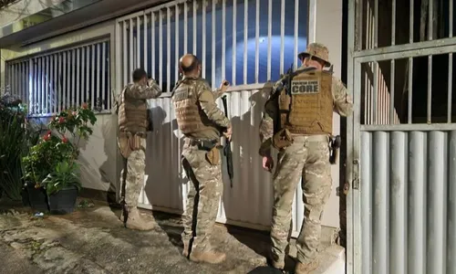 
          Imagem ilustrativa da imagem Polícia Civil cumpre mandados em operação contra grupos de vendas de armas no ES
          