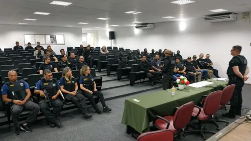 
          Imagem ilustrativa da imagem Polícia Civil deflagra operação de combate ao tráfico de drogas no Sertão
          