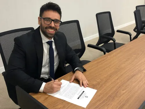 
          Imagem ilustrativa da imagem Polícia Federal tem novo delegado em Salgueiro (PE)
          