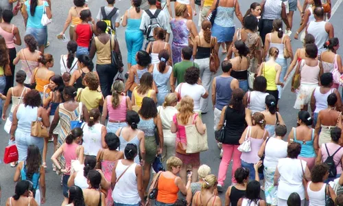 
          Imagem ilustrativa da imagem População do Brasil registra menor crescimento em 150 anos
          