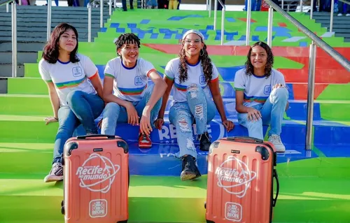 
          Imagem ilustrativa da imagem Prefeitura lança o Recife no Mundo para intercâmbio de estudantes e professores
          