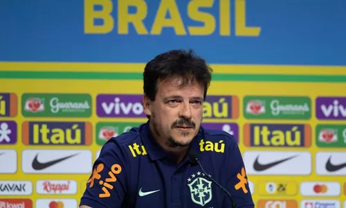 
          Imagem ilustrativa da imagem Primeira convocação de Diniz tem Richarlison e Neymar. Veja a lista
          