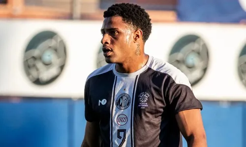 
          Imagem ilustrativa da imagem Primo de Gabriel Jesus é artilheiro na várzea e tem mágoa com o parente
          