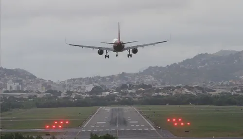 
          Imagem ilustrativa da imagem Procon Recife notifica 123 Milhas e convoca audiência coletiva
          