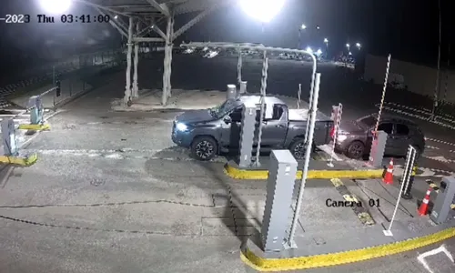 
          Imagem ilustrativa da imagem Quadrilha que roubava caminhonetes no Aeroporto de Vitória é presa
          