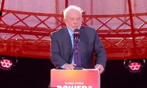 
          Imagem ilustrativa da imagem Quem poluiu o planeta foi quem fez a Revolução Industrial, diz Lula em Paris
          