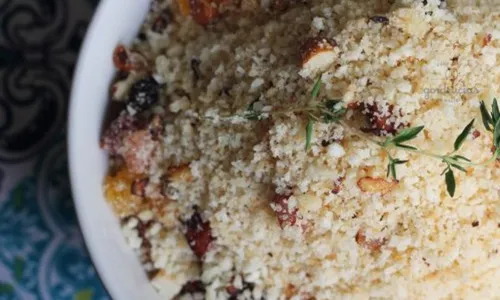 
          Imagem ilustrativa da imagem Quinze receitas de chefs para surpreender amigos e família
          