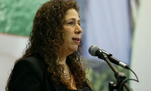 
          Imagem ilustrativa da imagem Reforma no serviço público contra os “supersalários”
          