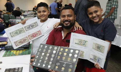 
          Imagem ilustrativa da imagem Relíquias de guerra e moedas raras em encontro de colecionadores em Vitória
          