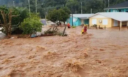 
          Imagem ilustrativa da imagem Rio Grande do Sul tem 21 mortes devido a ciclone, e total no Sul chega a 22
          