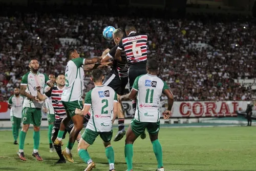 
          Imagem ilustrativa da imagem Santa Cruz não passa de um empate em 0x0 no Arruda
          
