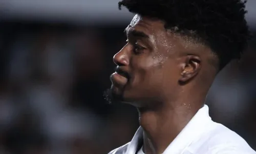 
          Imagem ilustrativa da imagem Santos oficializa rescisão com Bauermann; jogador irá para a Turquia
          