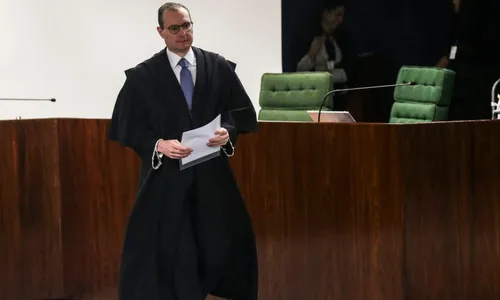 
          Imagem ilustrativa da imagem Senado aprova Zanin para vaga de ministro no Supremo Tribunal Federal
          