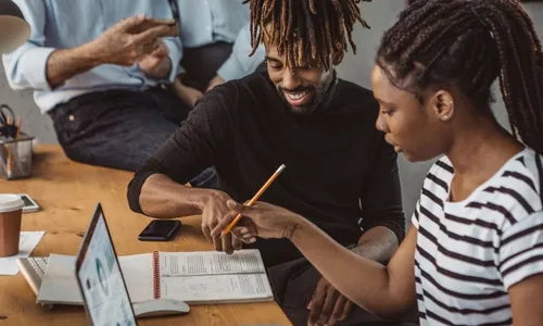 
          Imagem ilustrativa da imagem Sesi-PE oferece 300 vagas em cursos online gratuitos de qualificação profissional
          