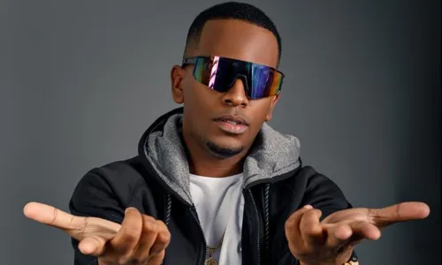 
          Imagem ilustrativa da imagem Show hoje em Vitória com o dono do hit  “Vai Novinha”
          