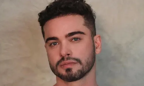 
          Imagem ilustrativa da imagem Sidney Sampaio sofreu com efeitos colaterais de remédio para insônia
          