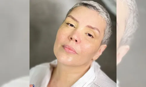 
          Imagem ilustrativa da imagem Simony comemora vitória contra o câncer de intestino
          