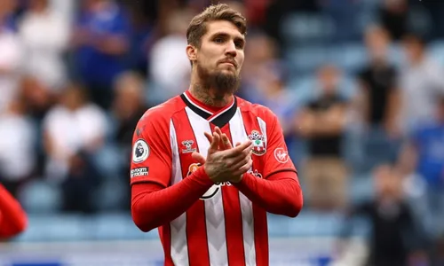 
          Imagem ilustrativa da imagem Southampton rejeita nova proposta do Vasco por capixaba
          