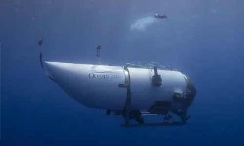 
          Imagem ilustrativa da imagem Submarino de turismo para ver destroços do Titanic desaparece no Atlântico
          
