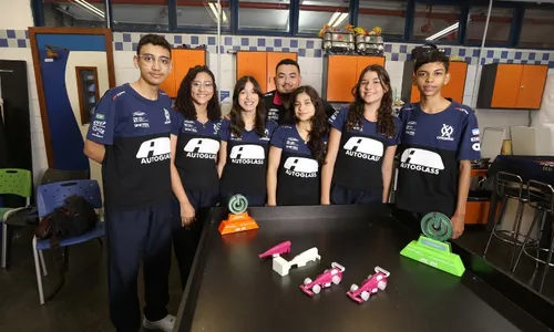 
          Imagem ilustrativa da imagem Sucesso com réplicas de Fórmula 1
          